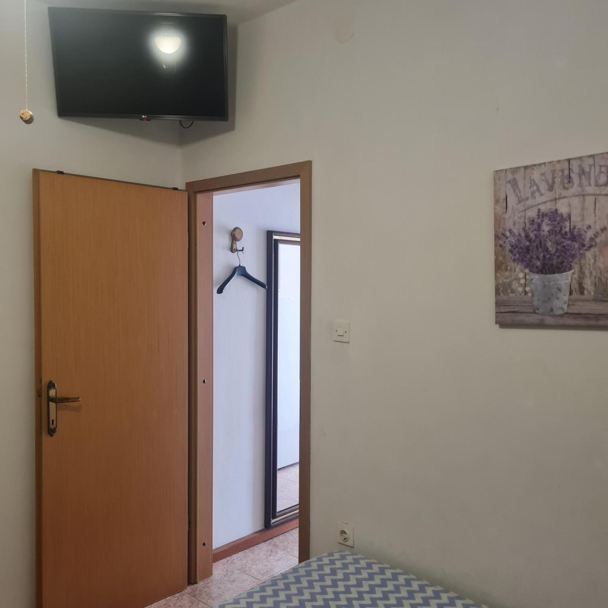 Apartment Karuza Rukavac ヴィス 部屋 写真