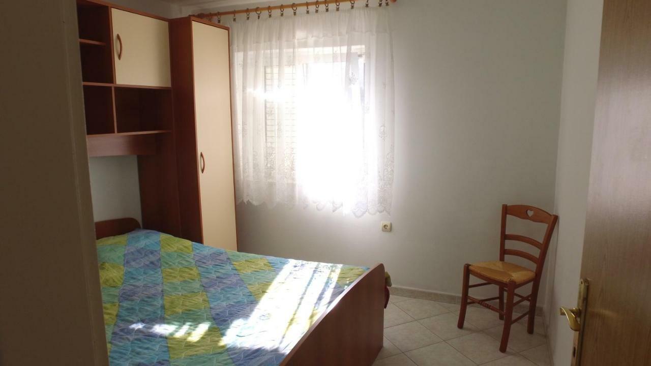 Apartment Karuza Rukavac ヴィス エクステリア 写真